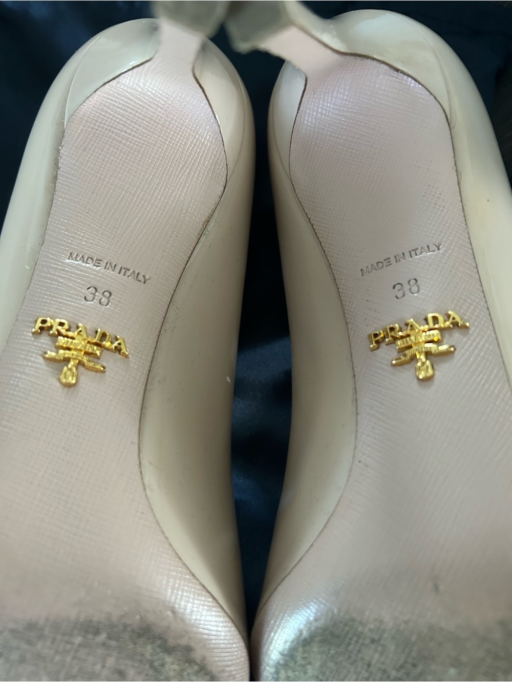 Prada Blush Patent Leather Pointed-Toe Pumps - Picture 4 of 8